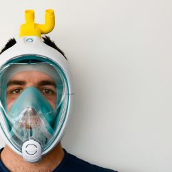 Le maschere da sub di Decathlon diventano respiratori per gli ospedali